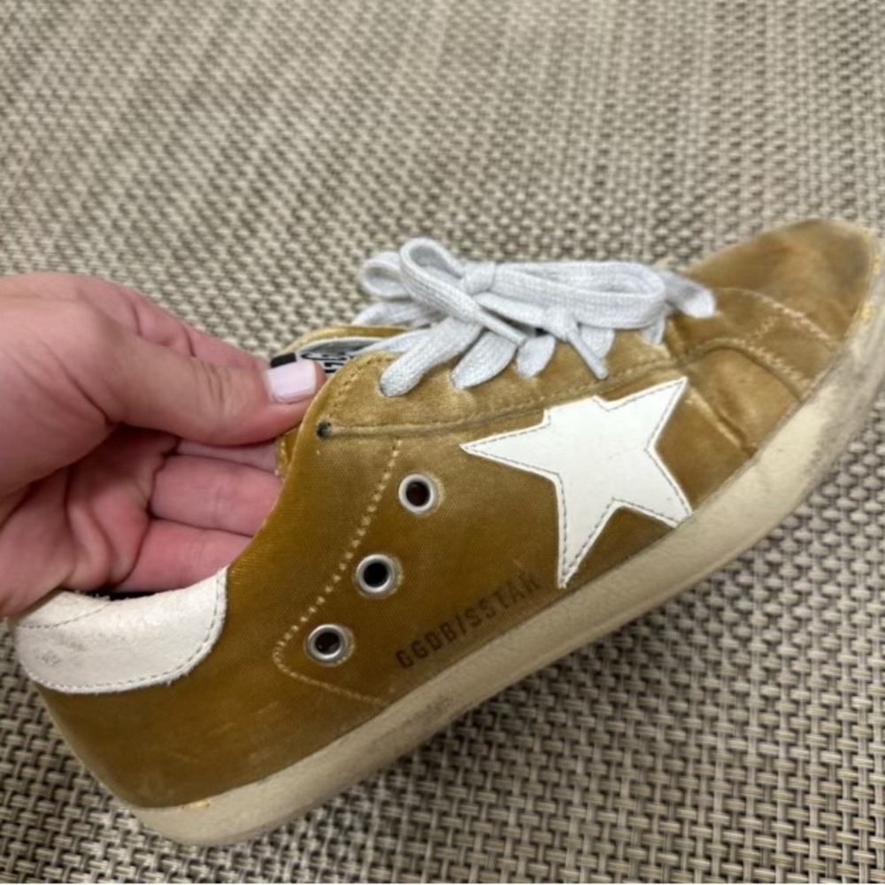 golden goose